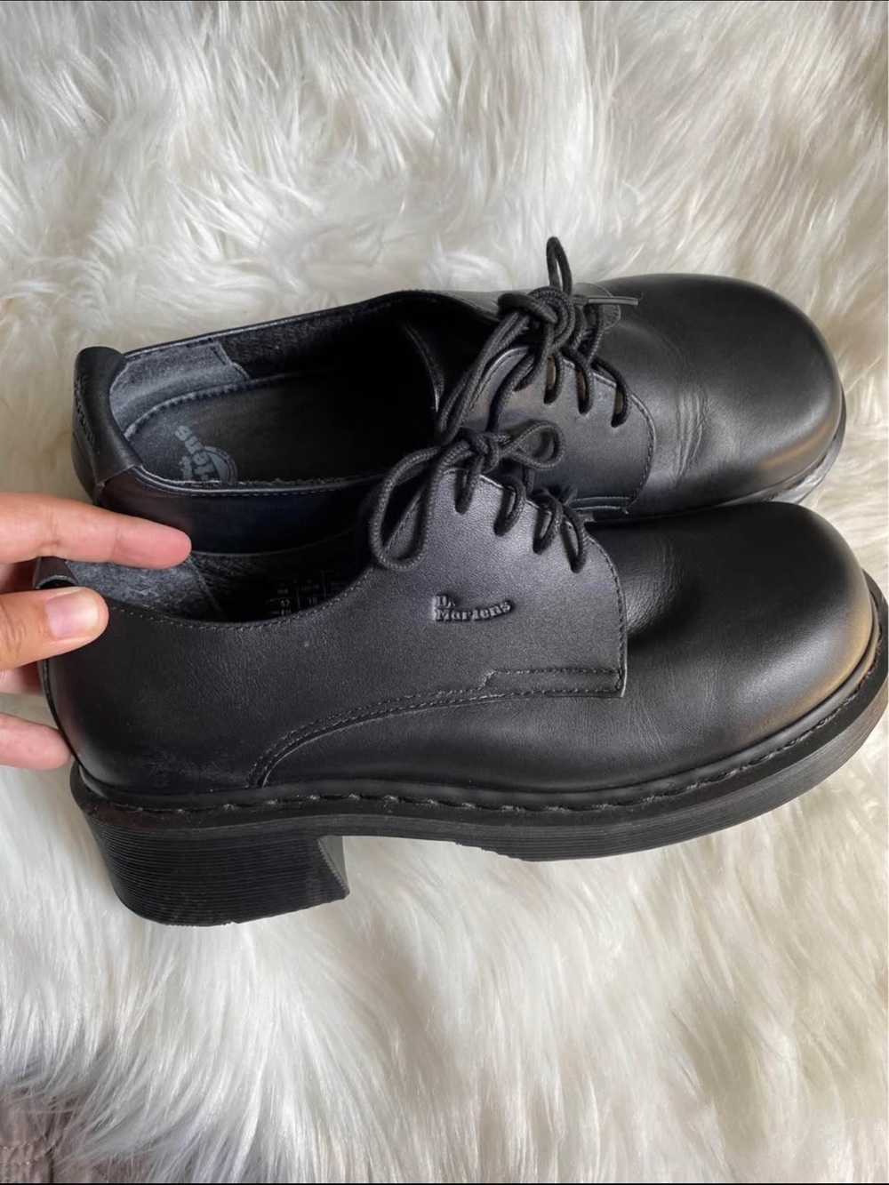 Dr. Martens Black Leather Lace-Up Shoes size 10 women’s